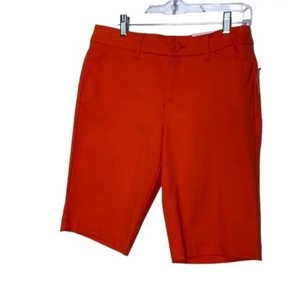 NWT St. John's Bay Classic Fit Bermuda Shorts Size‎ 4